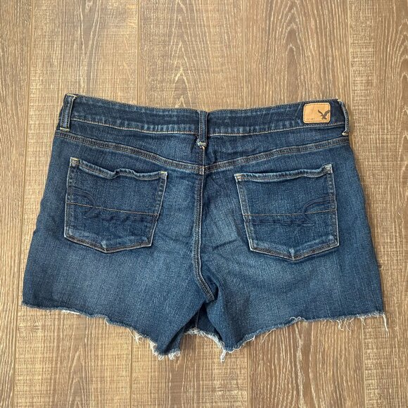 American Eagle Outfitters Pants - American Eagle Super Stretch Shorts - Size 16